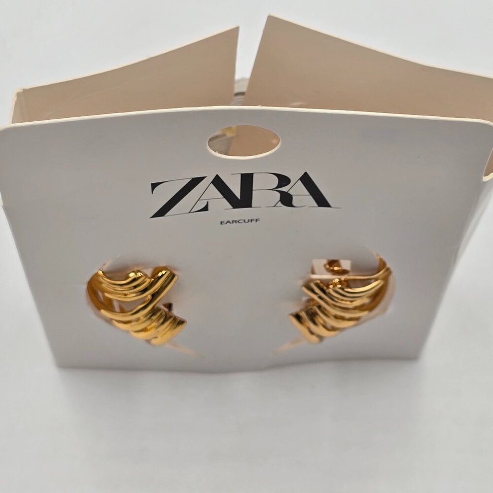Zara - Gold Ear Cuff Earrings - NWT - Picture 4 of 14